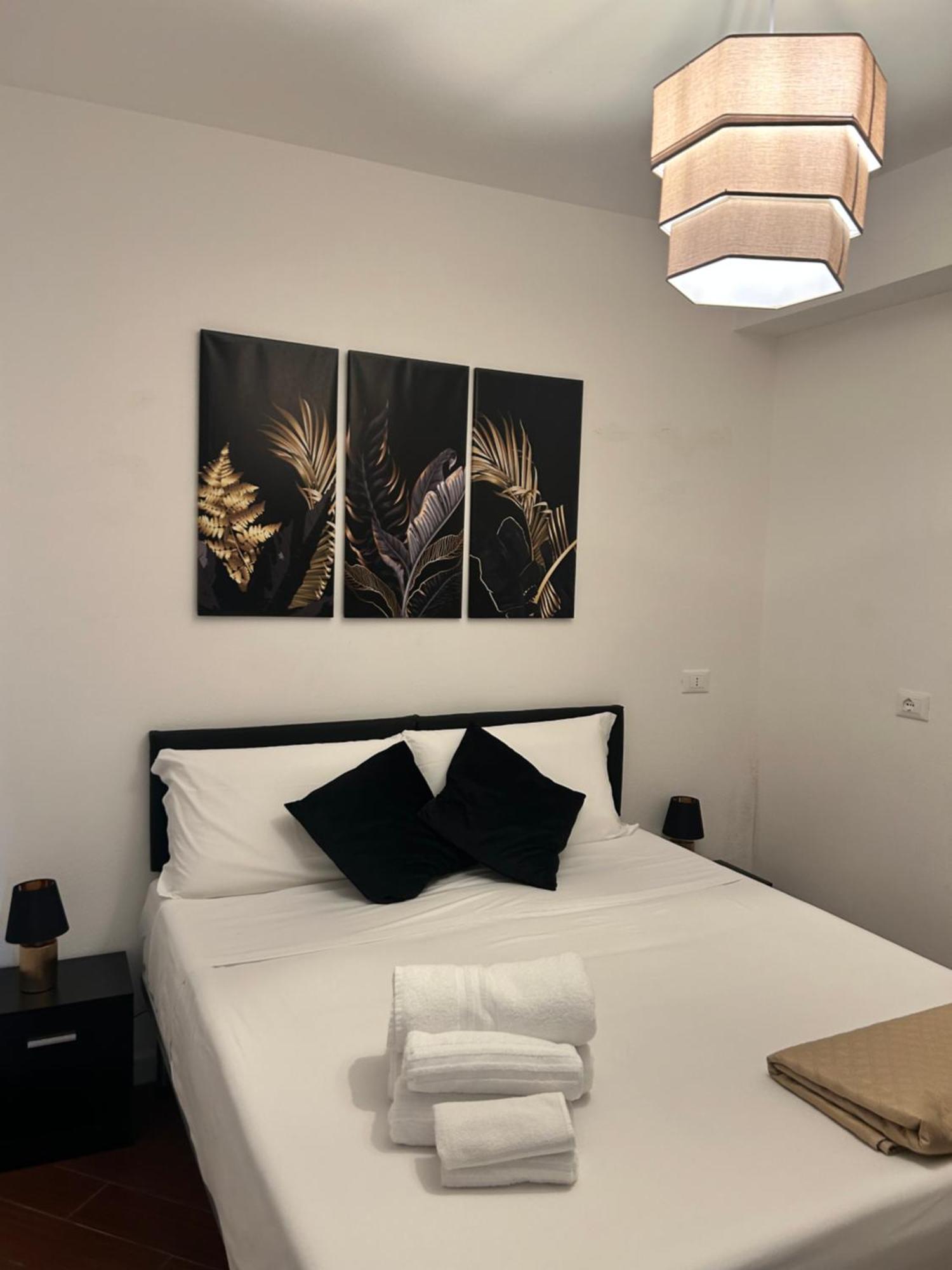 Mondello Suite Apartment Ngoại thất bức ảnh
